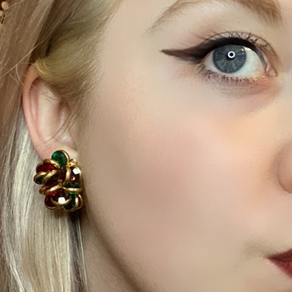 Vintage Crystal Green & Red Clip On Earrings Holiday Christmas Gold Cluster